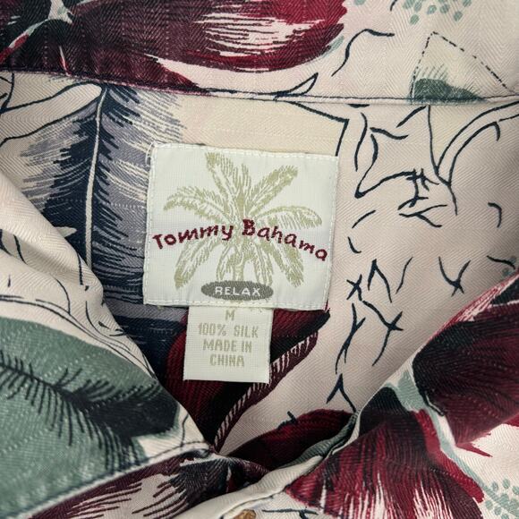 Mens Tommy Bahama Hawaiian Flowers 100% Silk Button Up Shirt W/ Wooden Button~ M - Picture 3 of 7